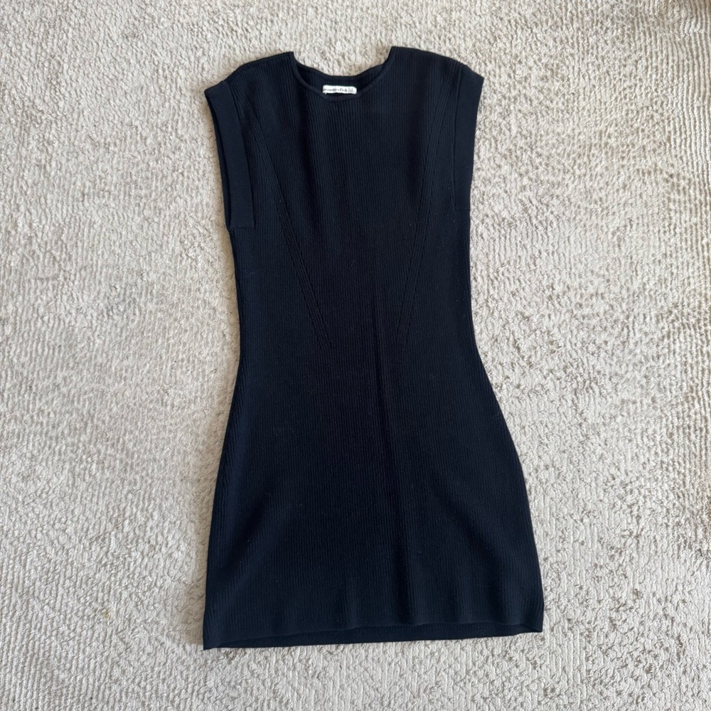 Abercrombie & Fitch Black Sleeveless Knit Sweater Dress